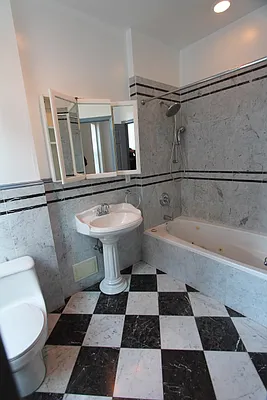 Rented by E and G Realty Group | media 45