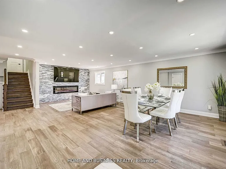 470 Louis Dr — Photo 8
