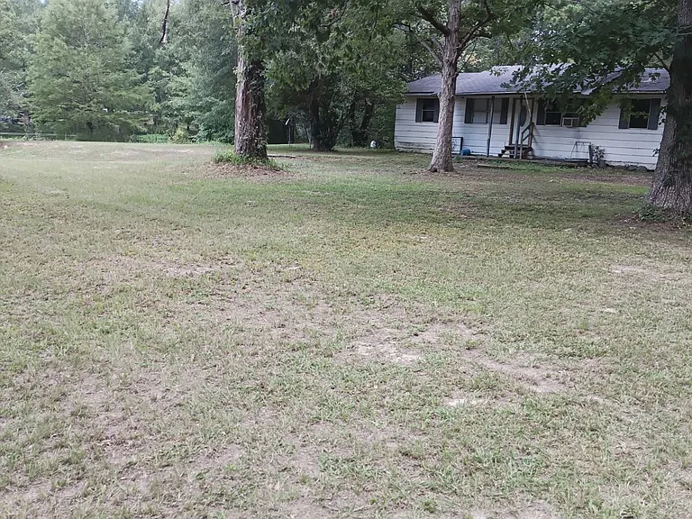 2790 Rodgers Rd W — Photo 12