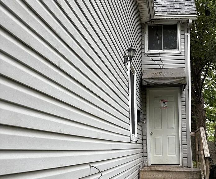 858 Windsor Ave #3 — Photo 14