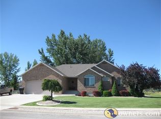 3276 W 1600 N, Clinton, UT 84015