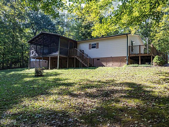 3rd image of 281 Holder Hollow Rd