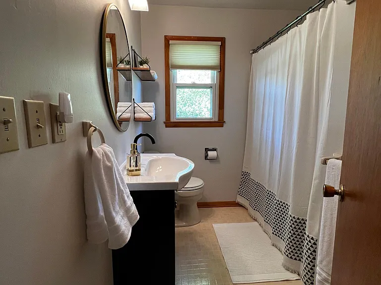 356 Shady Ln — Photo 13