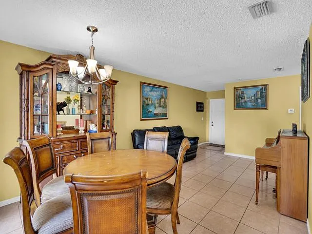 3331 Commodore Ct — Photo 13