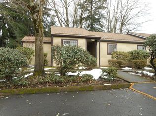 2718 SE 138th Ave APT 63, Portland, OR 97236