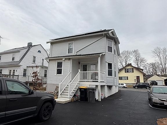 2nd image of 69 Gilbert St