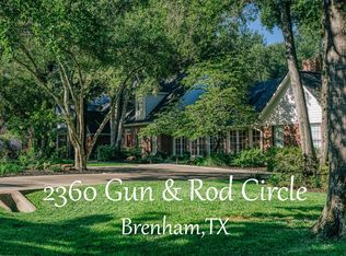 2360 Gun And Rod Cir, Brenham, TX 77833