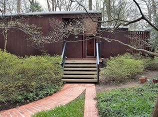 7203 Rebecca Dr, Alexandria, VA 22307