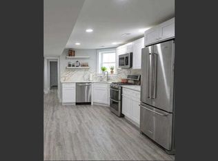 3946 W Lexington St FLOOR BASEMENT, Chicago, IL 60624