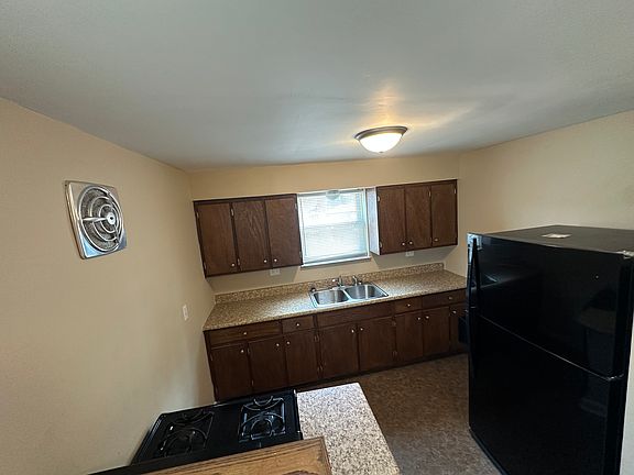 2nd image of 1342 15th St APT 4