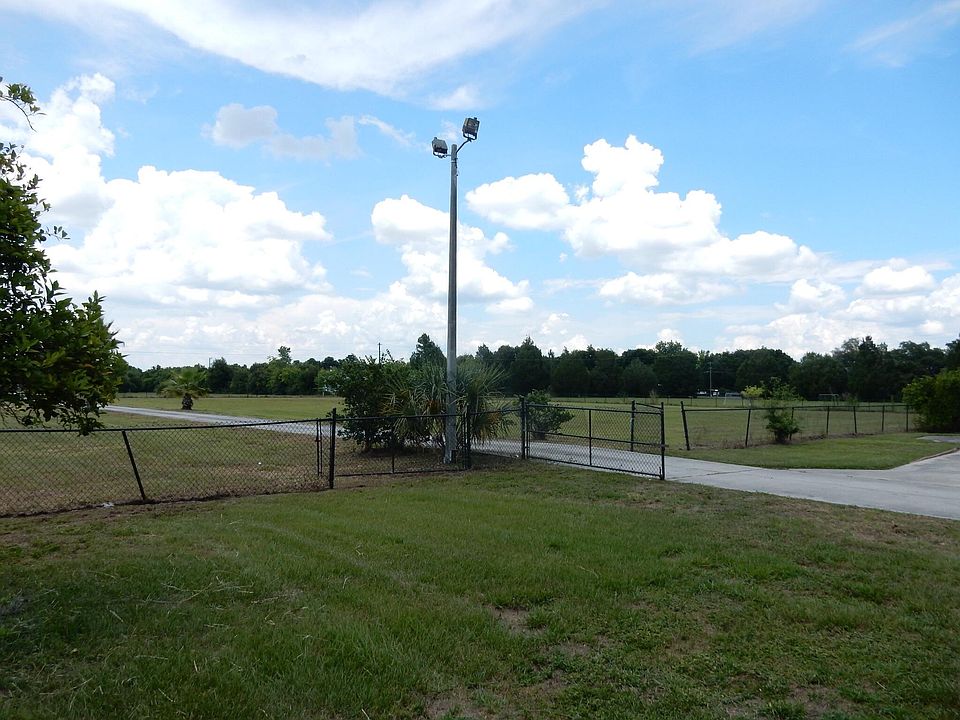 1st image of 2602 Derby Dr