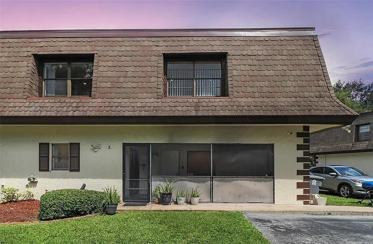 3 bed, $3,200 — Photo 2