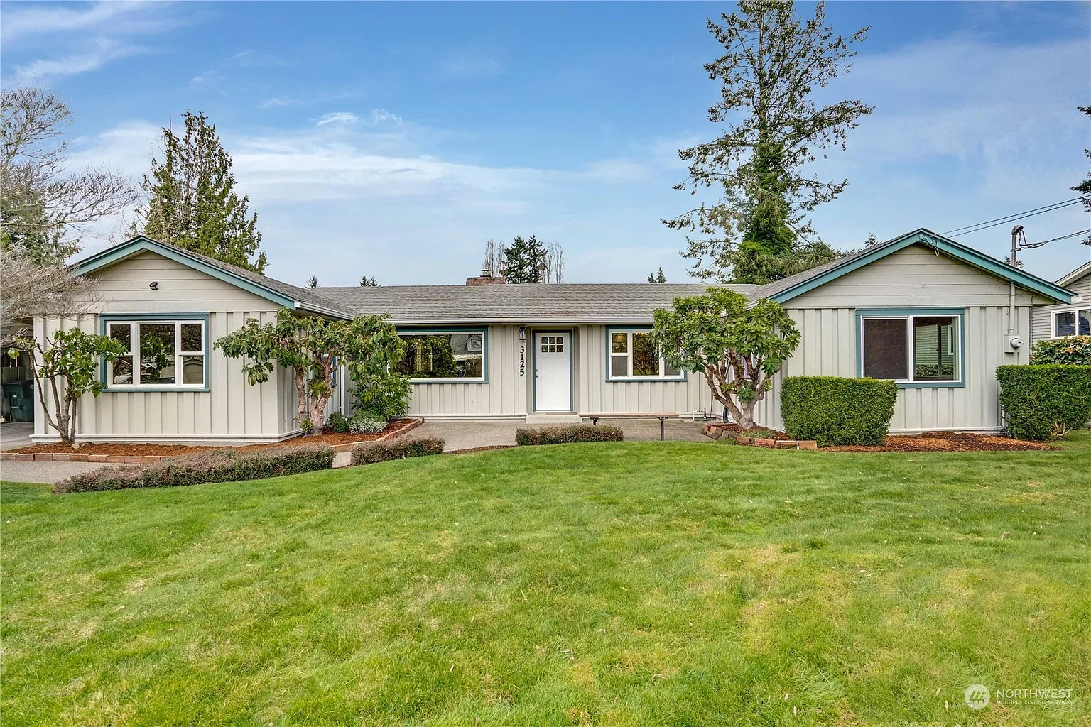 3125 Greenwood Avenue W photo 1