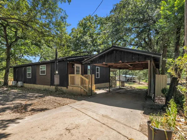 111 Wren Ln, Gun Barrel City, TX 75156