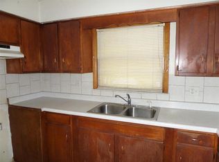 396 Radcliffe Rd, Lexington, KY 40505