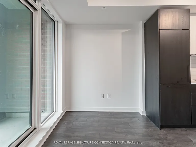 1185 Dupont St #421 — Photo 7