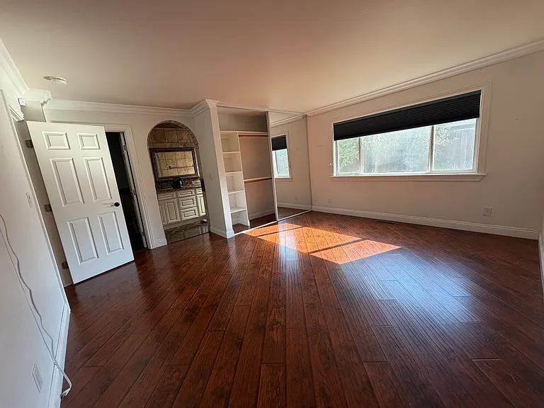 7189 Camel Rock Way — Photo 11