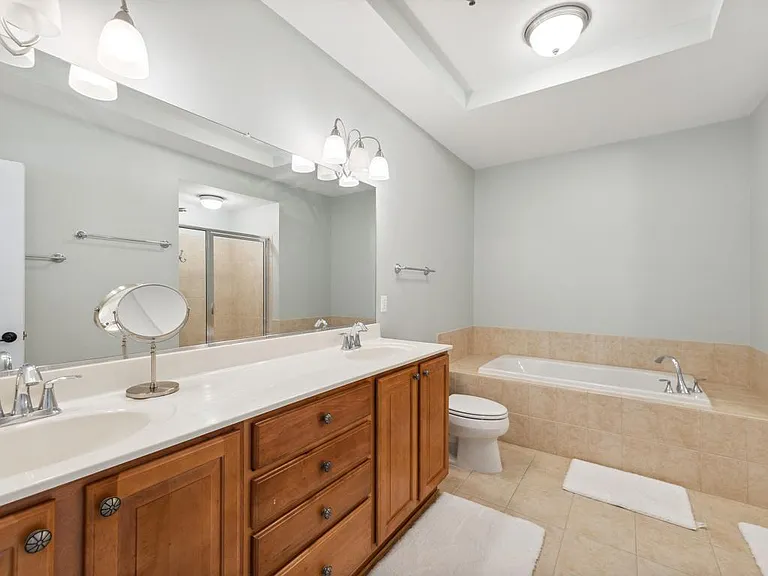 3526 Huntley Manor Ln — Photo 19