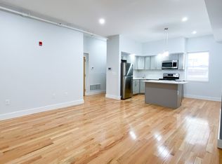 1935-37 Chestnut St #35-3F, Philadelphia, PA 19103