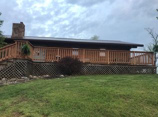 2576 Homewood Rd, Parkersburg, WV 26101