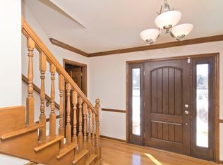 8682 Davington Dr, Dublin, OH 43017
