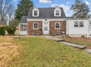 5-08 Essex Pl, Fair Lawn, NJ 07410