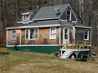 14 Gould Rd, Jefferson, ME 04348
