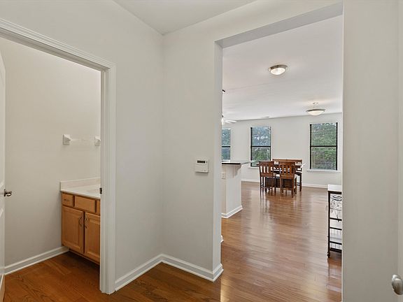 4th image of 730 Litty Ct APT 204