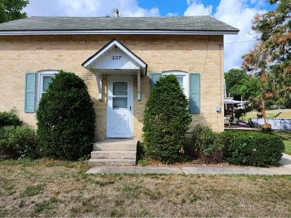 337 River Street, Portage, WI 53901