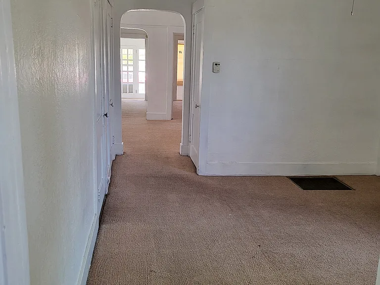 221 W 3rd St — Photo 7