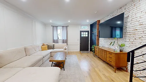 1226 Federal St Photo 1