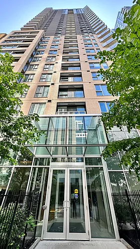 40 Nepean St #1206 Photo 1