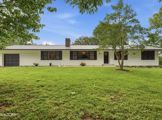 212 Copenhaver Rd, Lenoir City, TN 37771