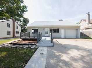 213 N Dwight St, Conrad, IA 50621