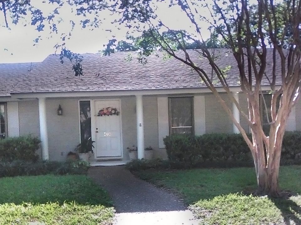 1st image of 5017 Moultrie Dr