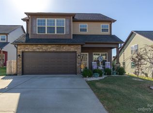 67 Mallard Run Dr, Arden, NC 28704