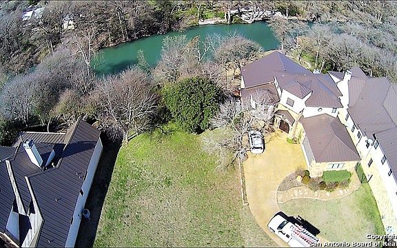 5th image of 1321 Gruene Leaf Dr