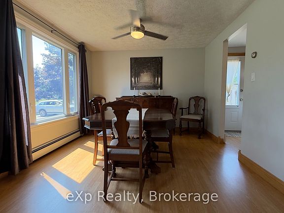 5th image of 403 Highland Dr