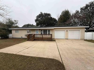 4175 Bell Ln, Pace, FL, 32571