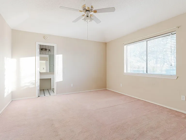 6825 Longleaf Ln — Photo 12