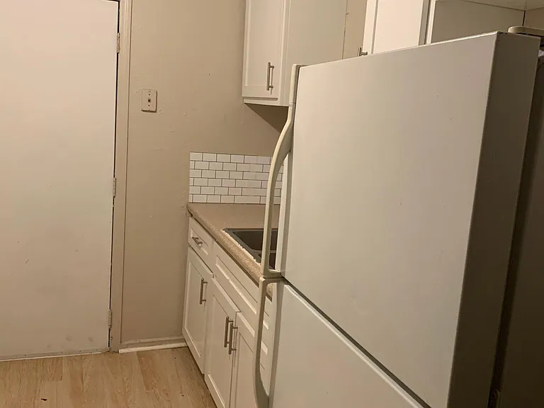 109 Maple St — Photo 11
