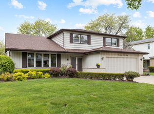 1452 Hemlock Knoll Ter, Northbrook, IL