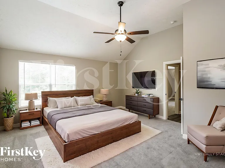 6935 Calderwood Dr — Photo 11