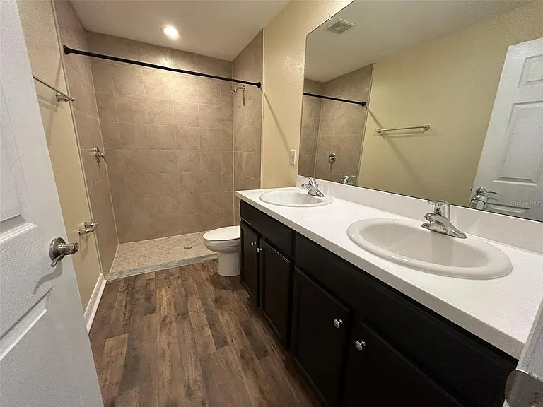 22480 La Guardia Ave — Photo 14