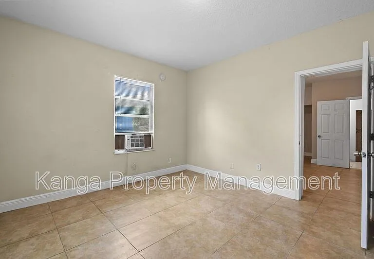 3721 Henry Ave #B — Photo 13