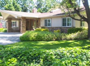 220 Bolla Ave, Alamo, CA 94507