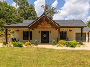 8917 Childress Rd, West Paducah, KY 42086