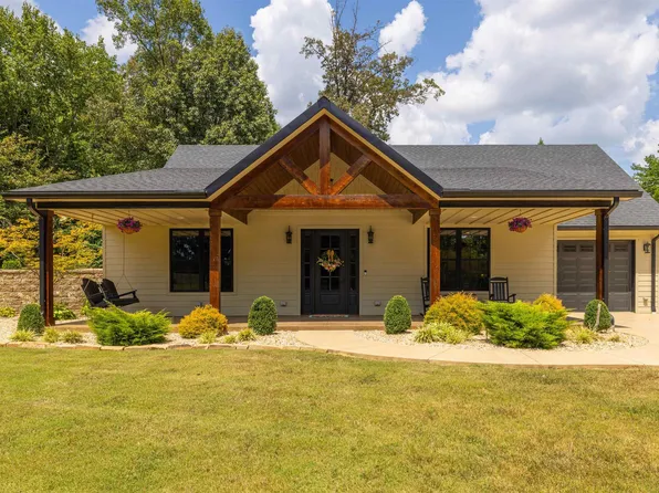 8917 Childress Rd, West Paducah, KY 42086