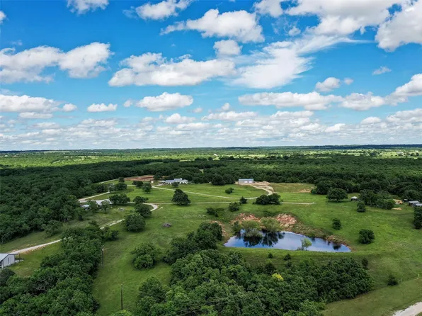 2183 Fm 1749, Forestburg, TX 76239