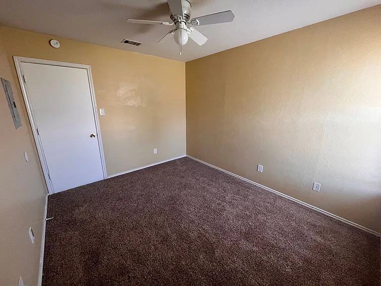 1703 Benttree Dr #C — Photo 12